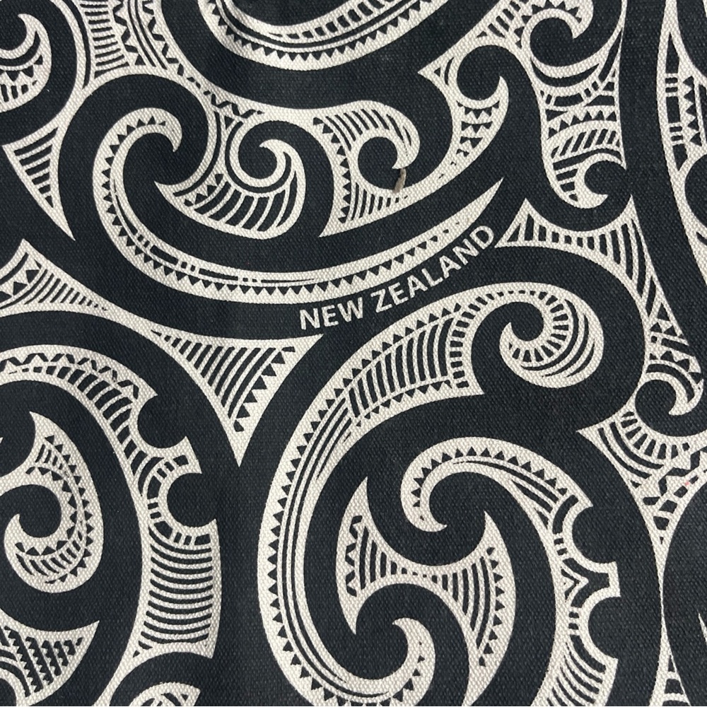 Black and White Tote Bag from New Zealand - Picture 3 of 7